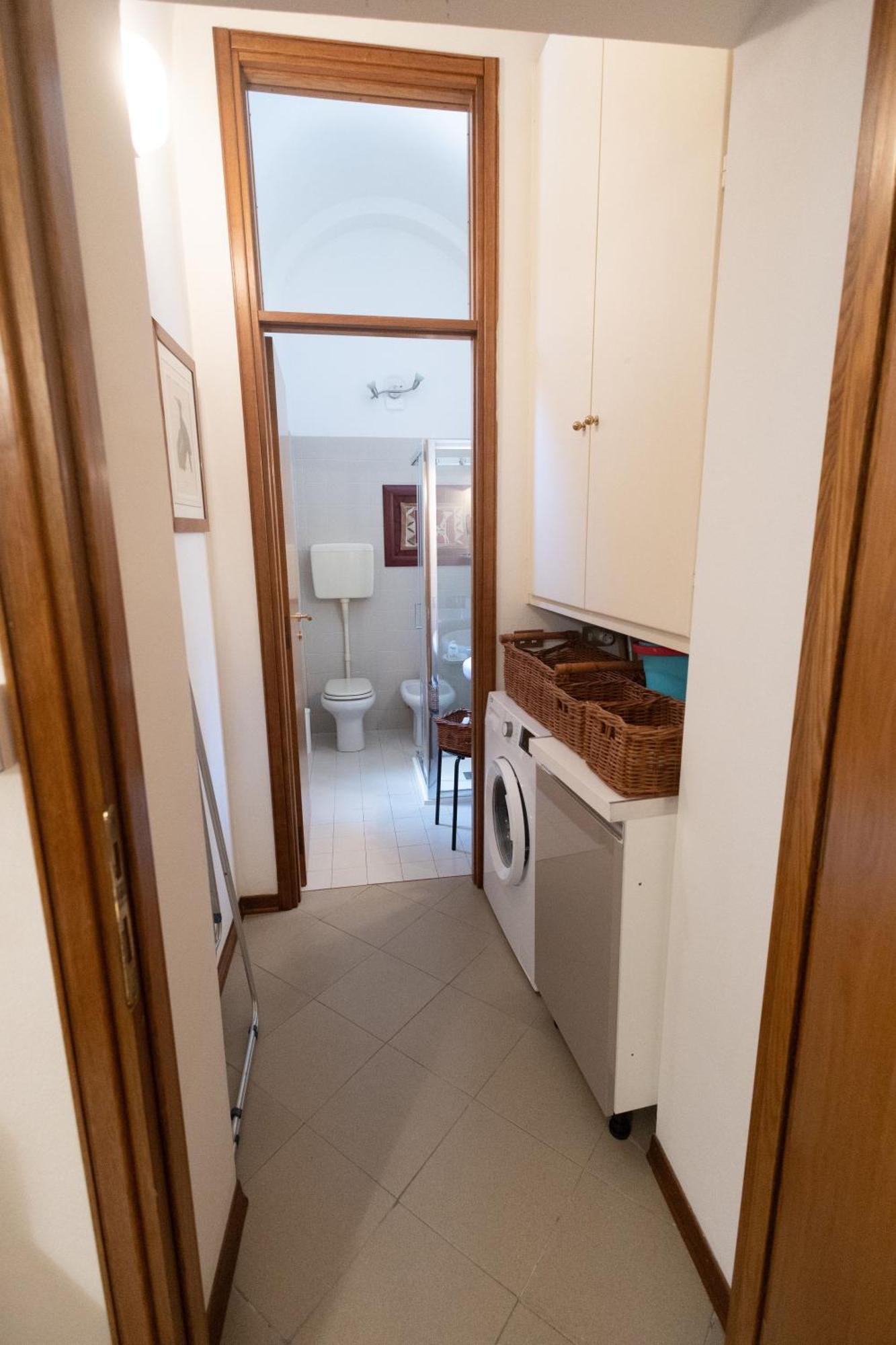 Ca' Spadoni, Centro Storico, Piano Terra, Ingresso Indipendente, Teatro, Parcheggio, Imola Luaran gambar