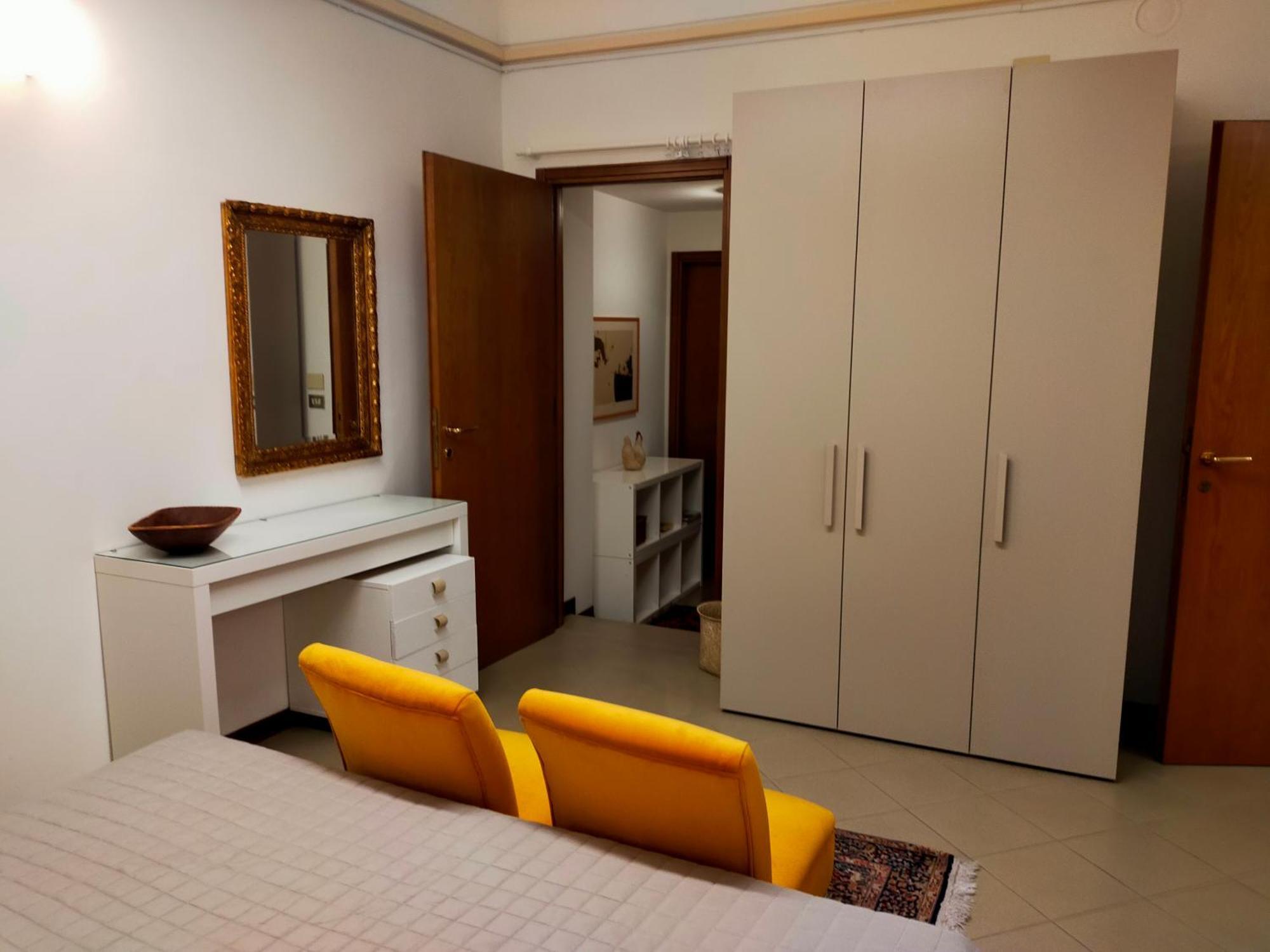 Ca' Spadoni, Centro Storico, Piano Terra, Ingresso Indipendente, Teatro, Parcheggio, Imola Luaran gambar